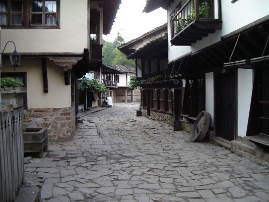 Etar Architectural-Ethnographic Complex,  Photo Licensed under CC BY-SA 2.5, Wikimedia Commons